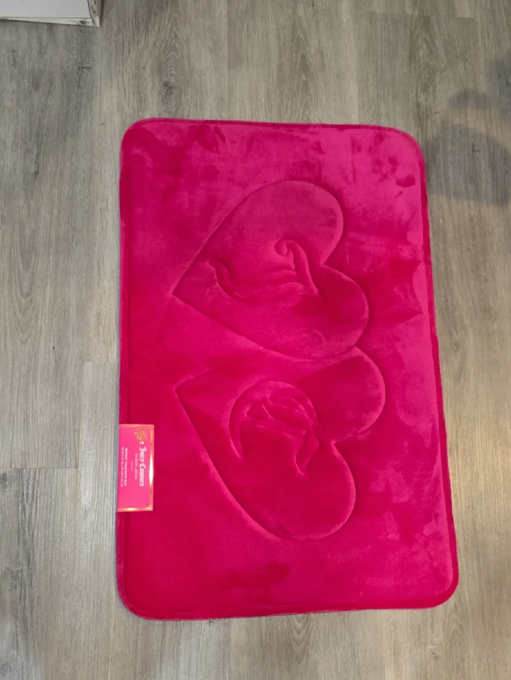 Juicy Couture Home JC Inside Connecting Hearts Embossed Plush Bath Rug- LG